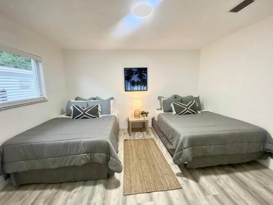 Beautiful & Relax Family House 2/1- Free Parking Villa Маями Екстериор снимка